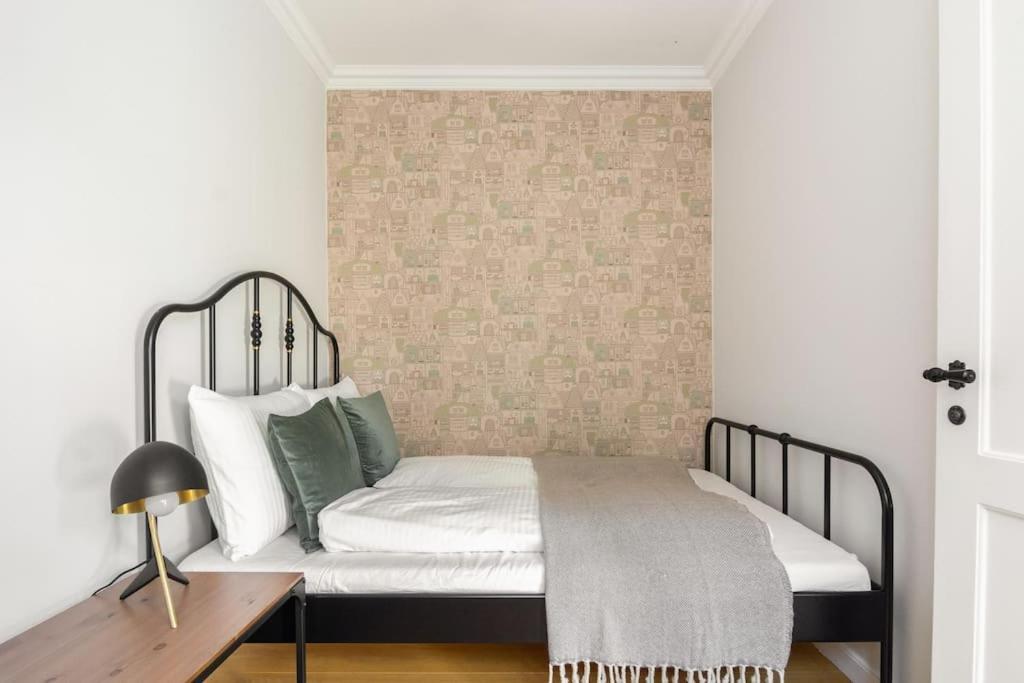 Cozy In Christianshavn W Two Balconies. Apartamento