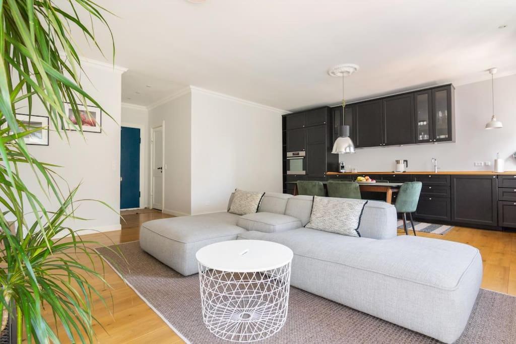 Apartamento Cozy In Christianshavn W Two Balconies. Copenhague